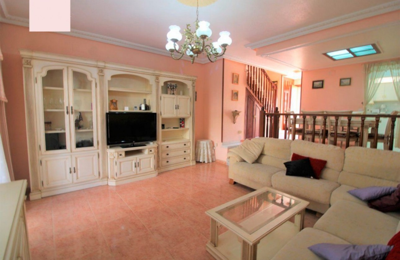 Resale - Townhouse - Jardin del Mar