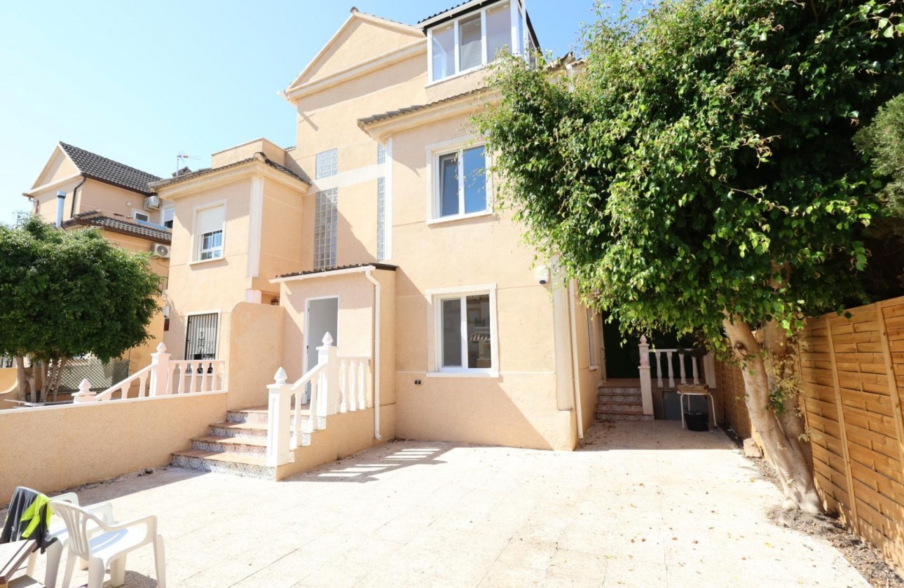 Resale - Townhouse - Orihuela Costa - La Zenia