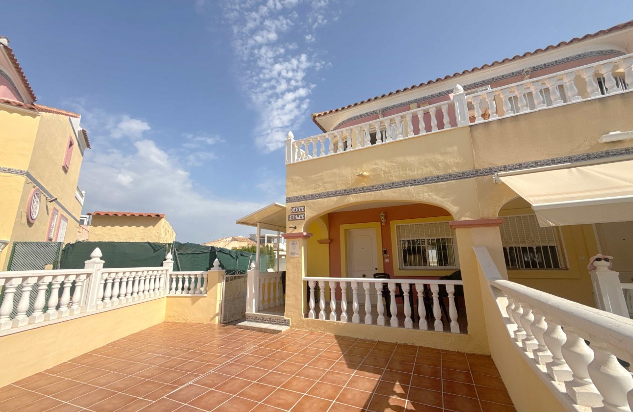 Resale - Townhouse - Orihuela Costa - La Zenia