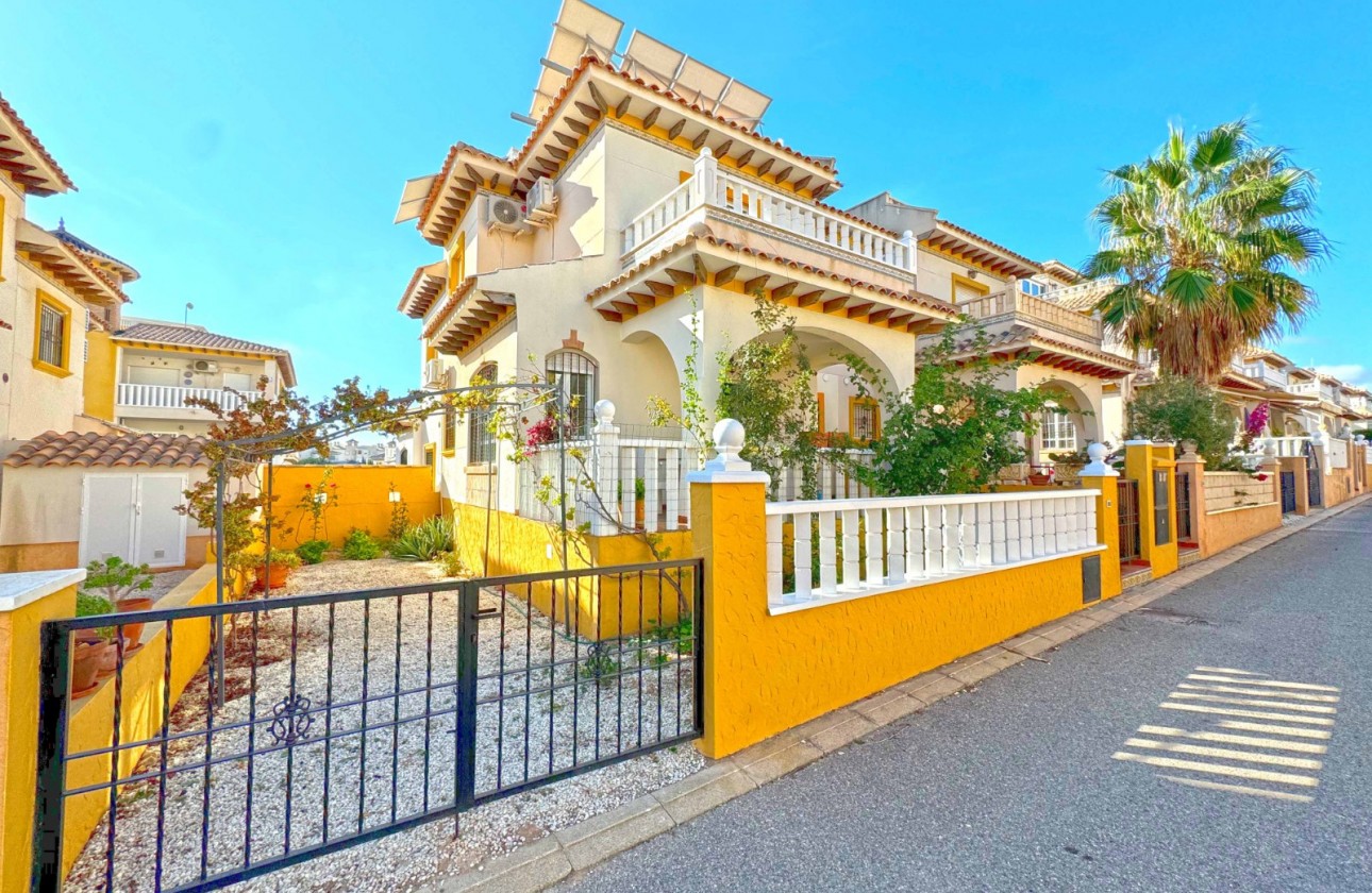 Resale - Townhouse - Orihuela Costa - Lomas de Cabo Roig