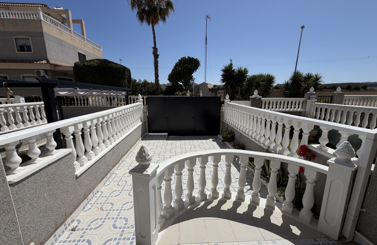 Resale - Townhouse - Orihuela Costa - Playa Flamenca