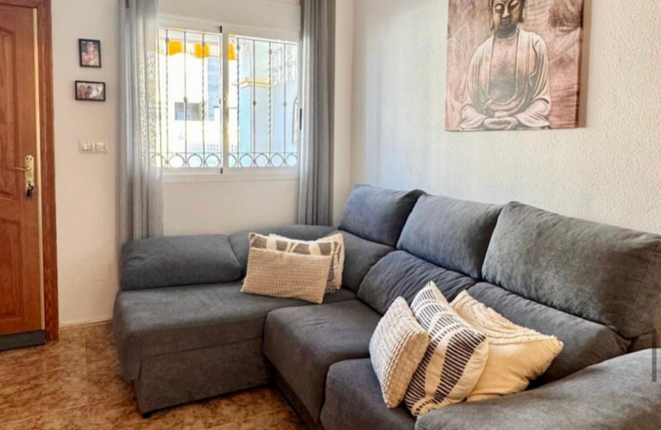 Resale - Townhouse - Orihuela Costa - Punta Prima