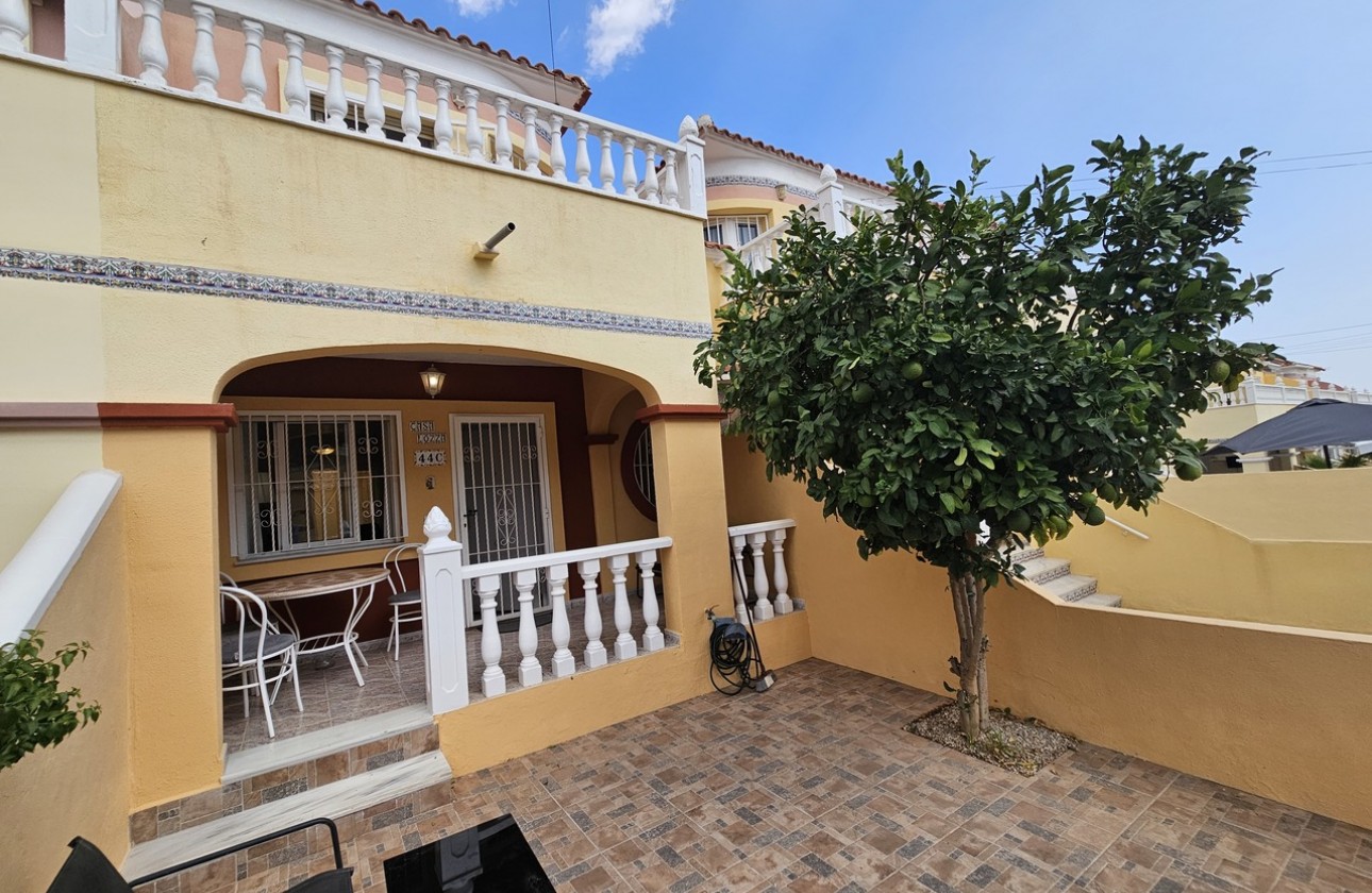 Resale - Townhouse - Orihuela Costa - Villamartín