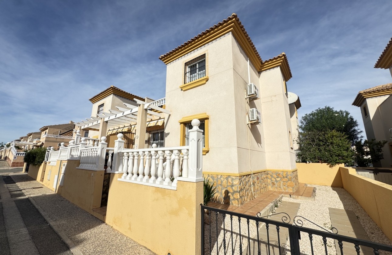 Resale - Townhouse - Orihuela Costa - Villamartín