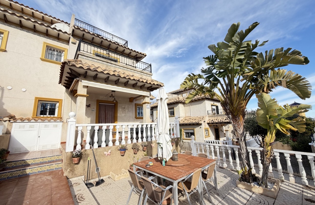Resale - Townhouse - Orihuela Costa - Villamartín