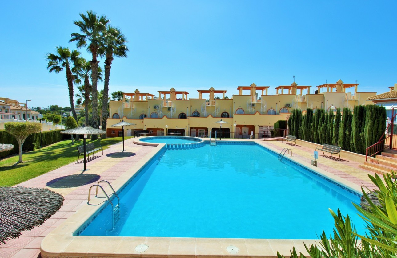Resale - Townhouse - Orihuela Costa - Villamartín