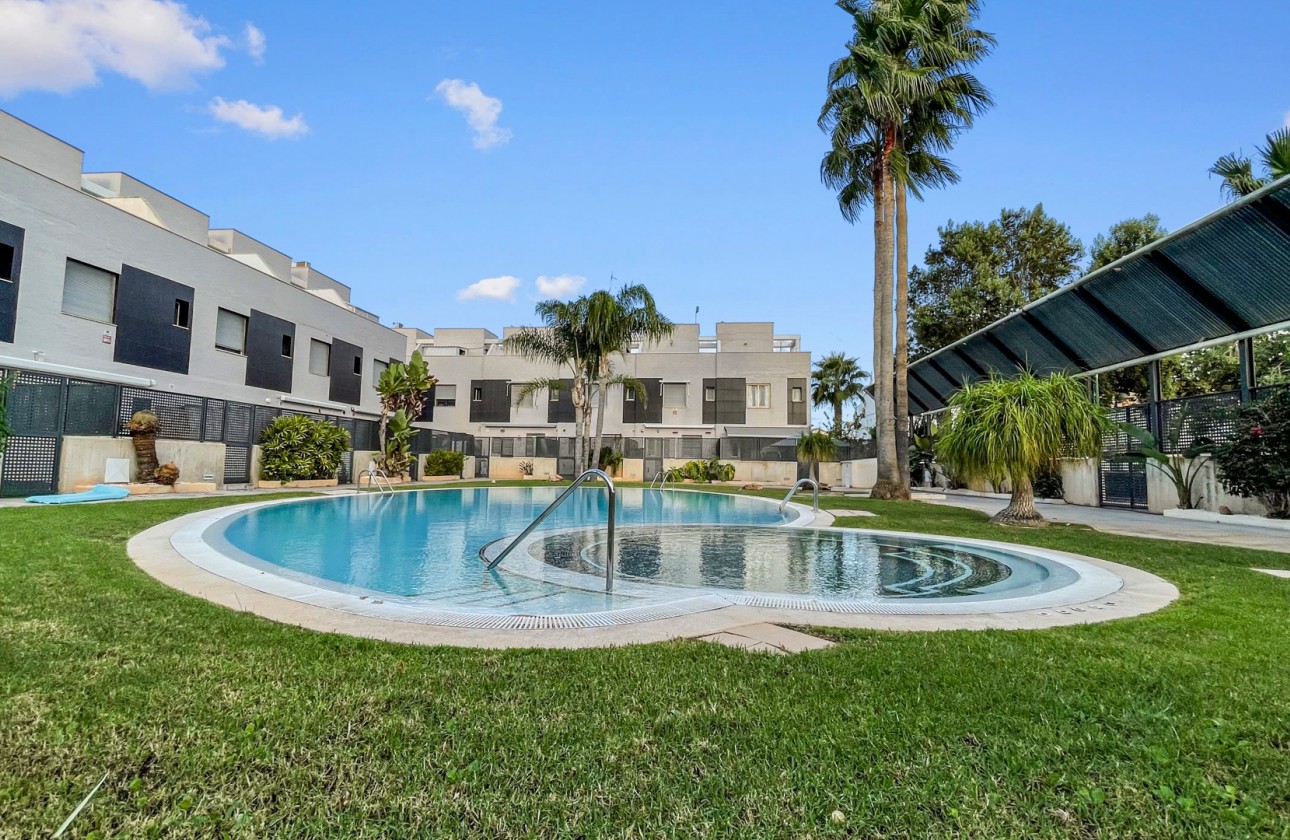 Resale - Townhouse - Pilar de la Horadada - El Mojón