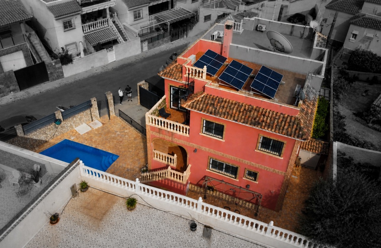 Resale - Townhouse - San Miguel de Salinas