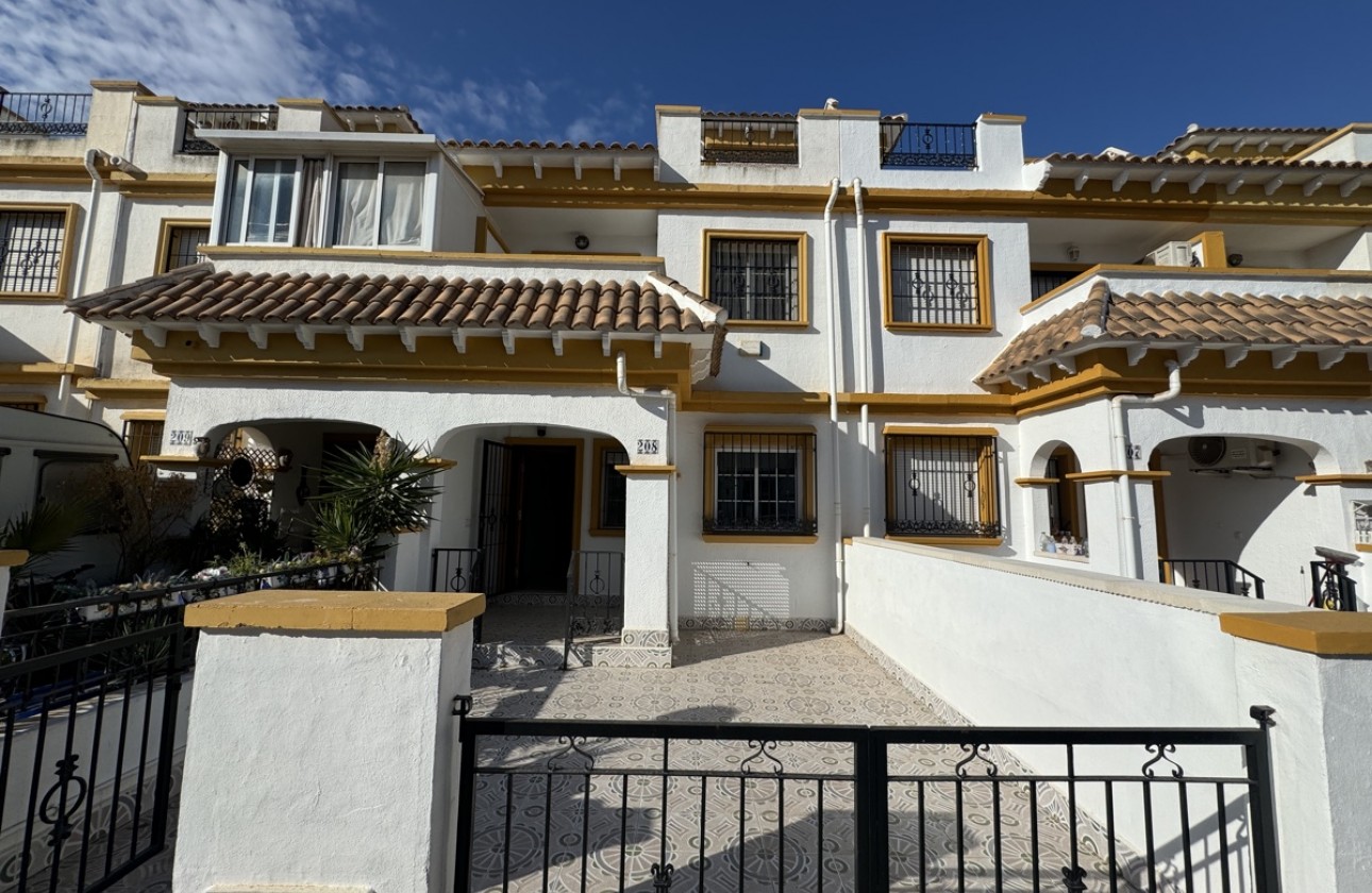 Resale - Townhouse - Torrevieja