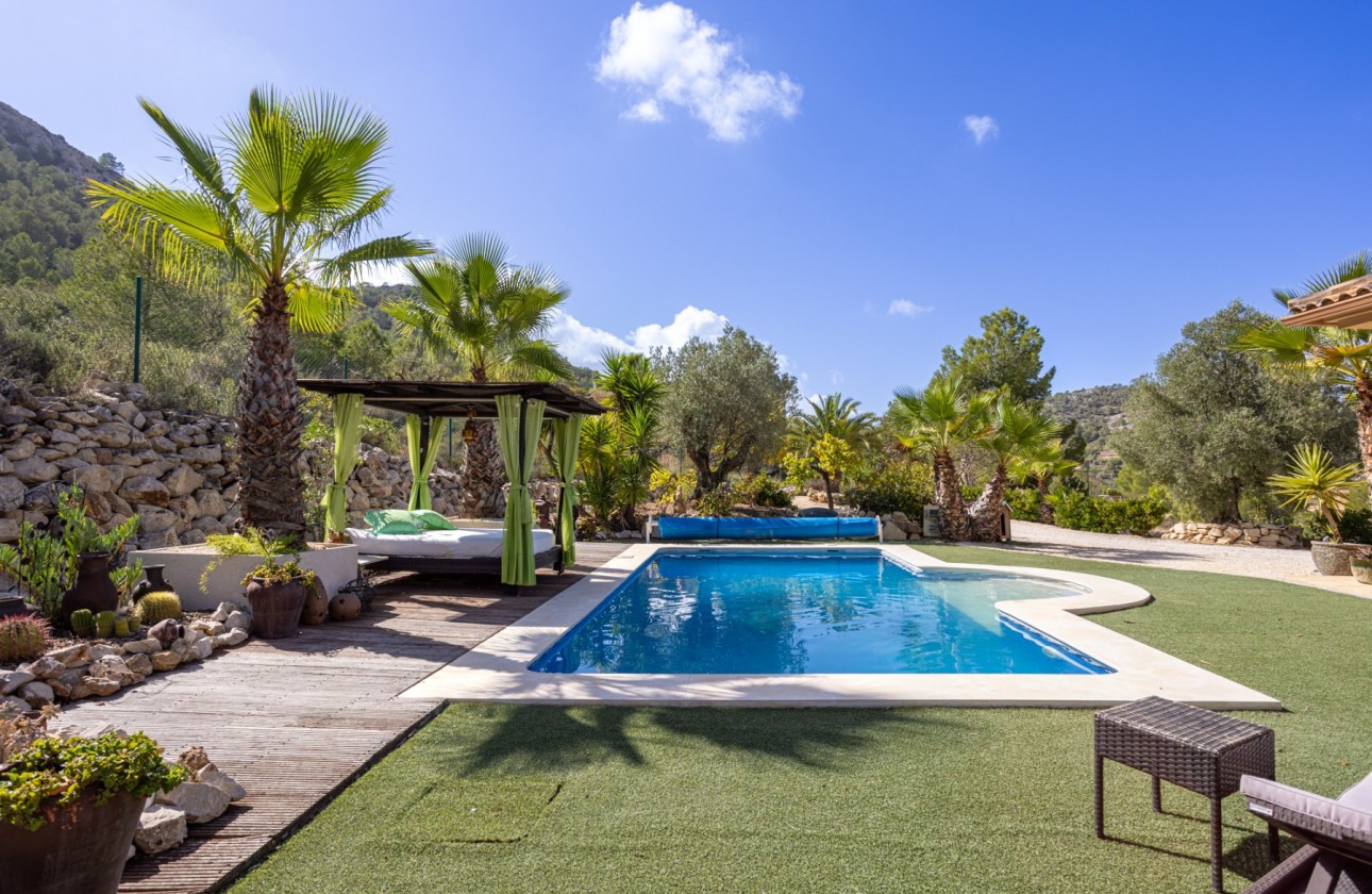 Resale - Villa - Detached - La Zarza