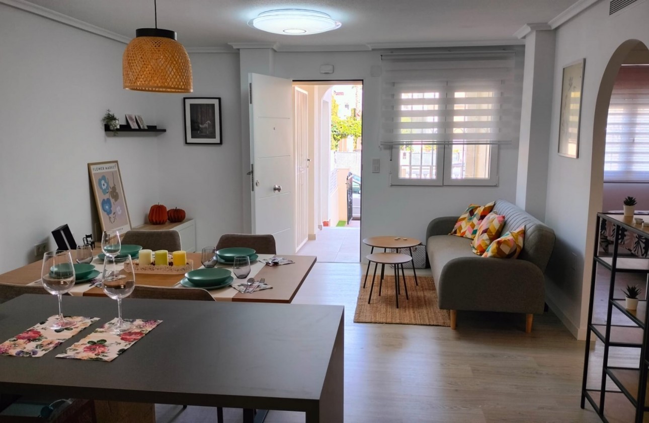 Reventa - Apartamento - Orihuela Costa - La Zenia