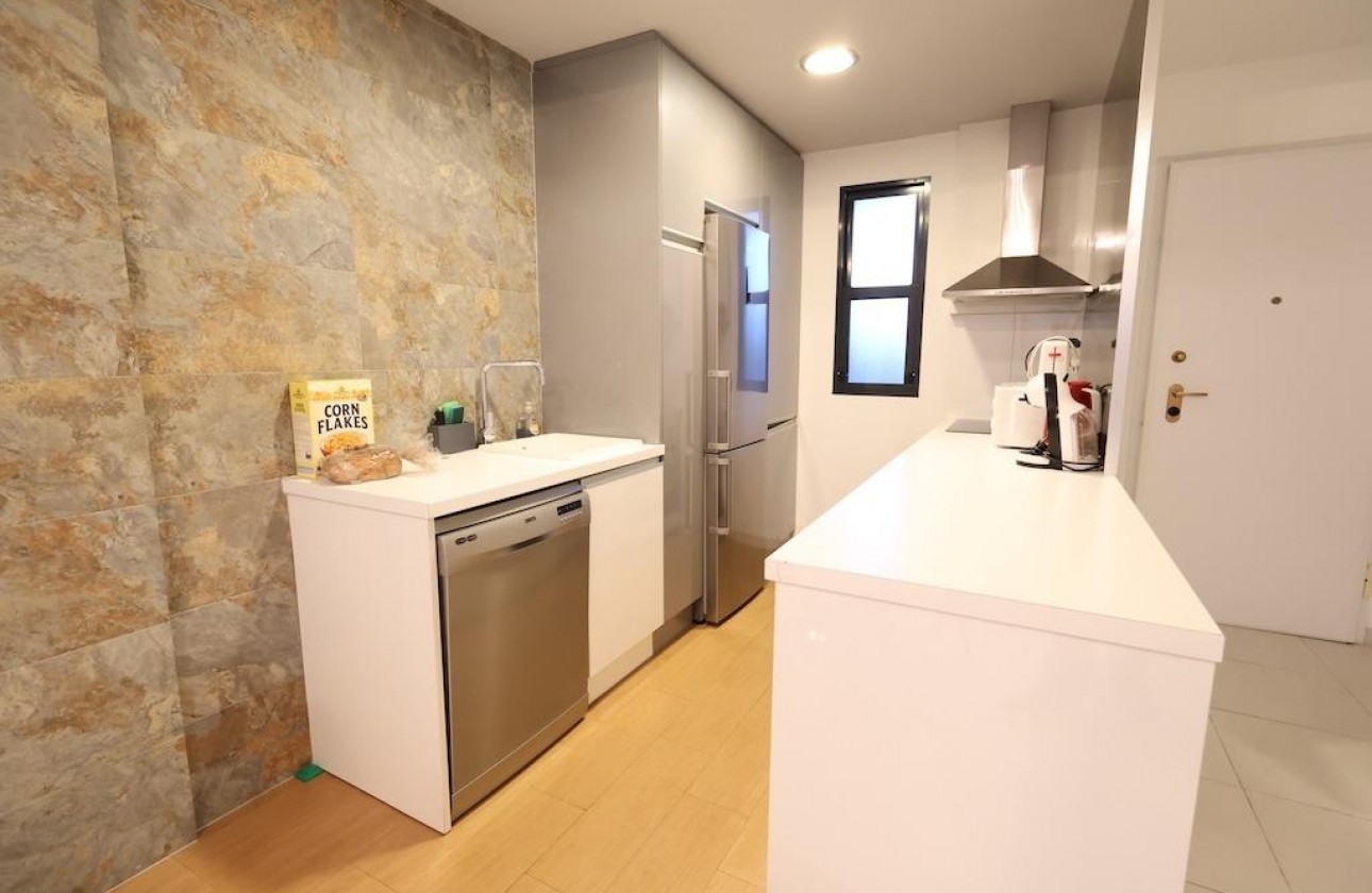 Reventa - Apartamento - Orihuela Costa - La Zenia