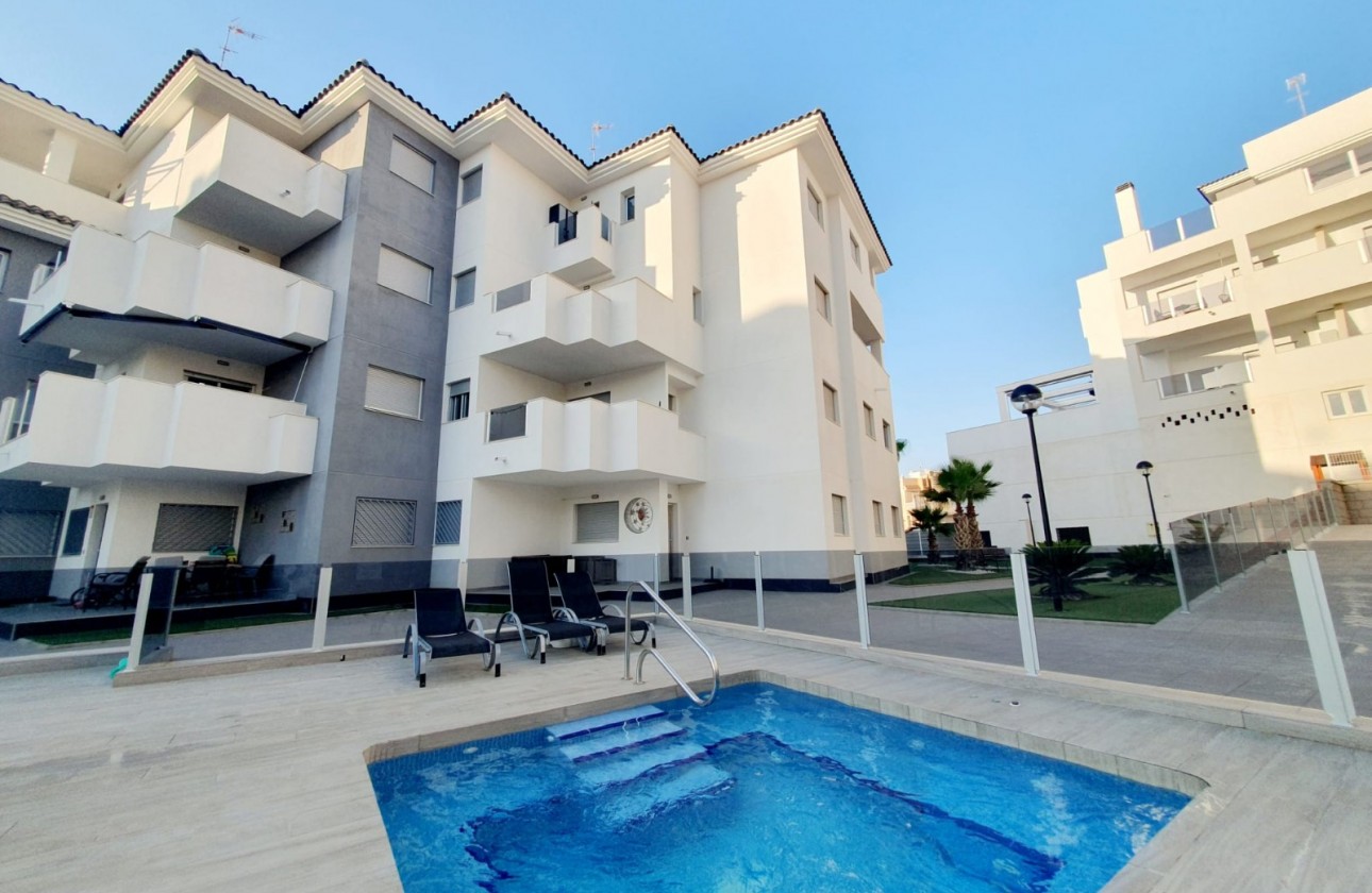 Reventa - Apartamento - Orihuela Costa - Villamartín