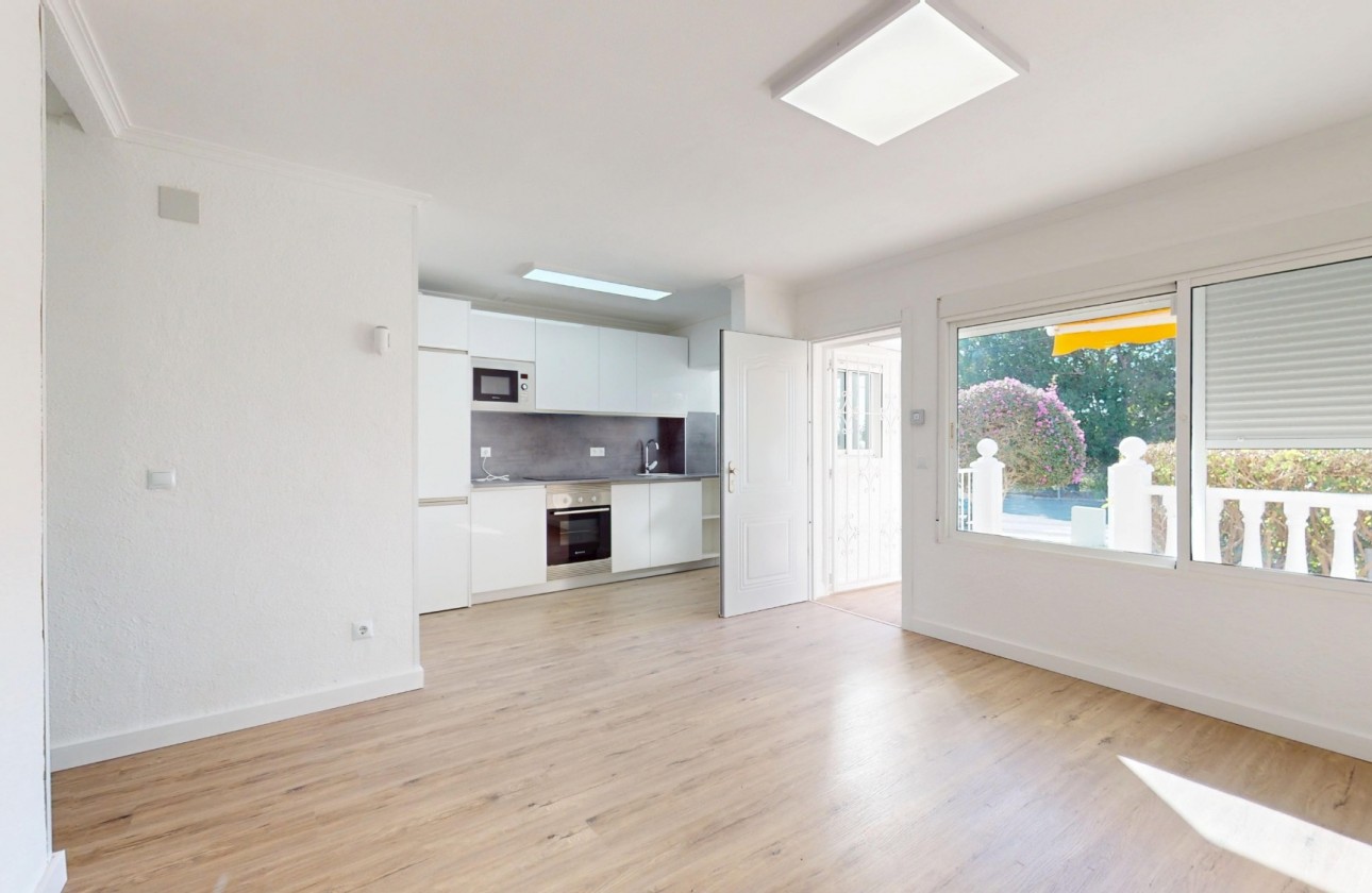 Reventa - Apartamento - Orihuela Costa - Villamartín