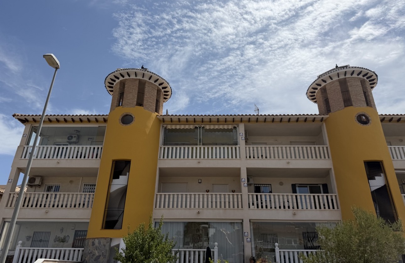 Reventa - Apartamento - Orihuela Costa - Villamartín