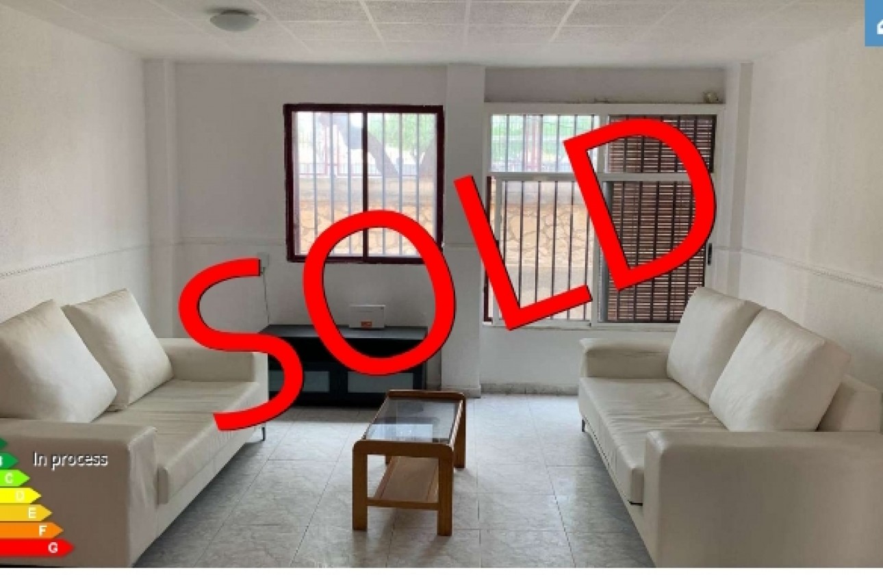 Reventa - Apartamento - San Miguel de Salinas