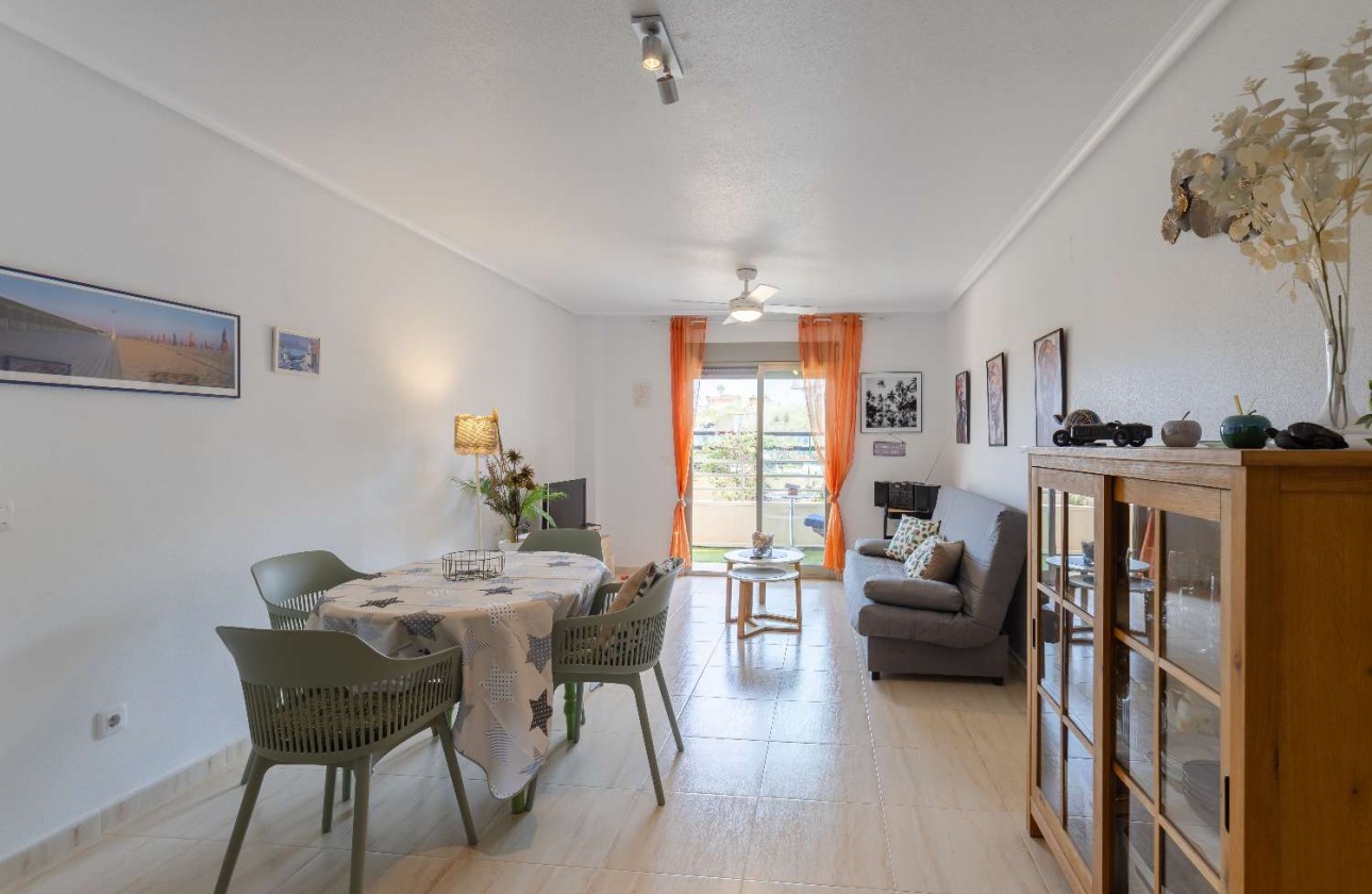 Reventa - Apartamento - San Miguel de Salinas