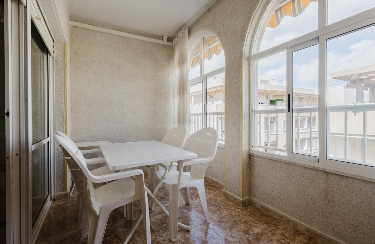 Reventa - Apartamento - Torrevieja - El Acequión - Los Náufragos