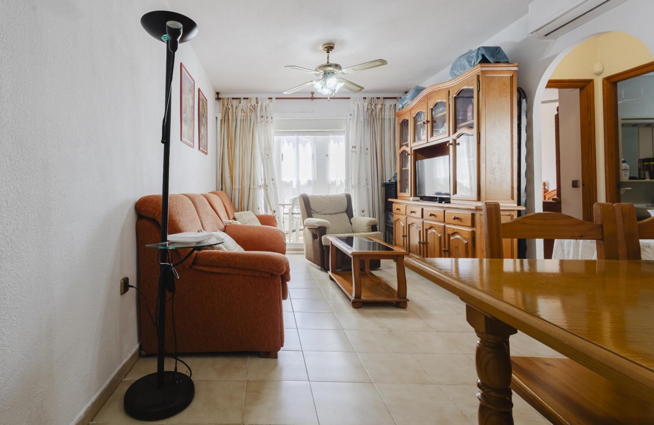 Reventa - Apartamento - Torrevieja - El Acequión - Los Náufragos