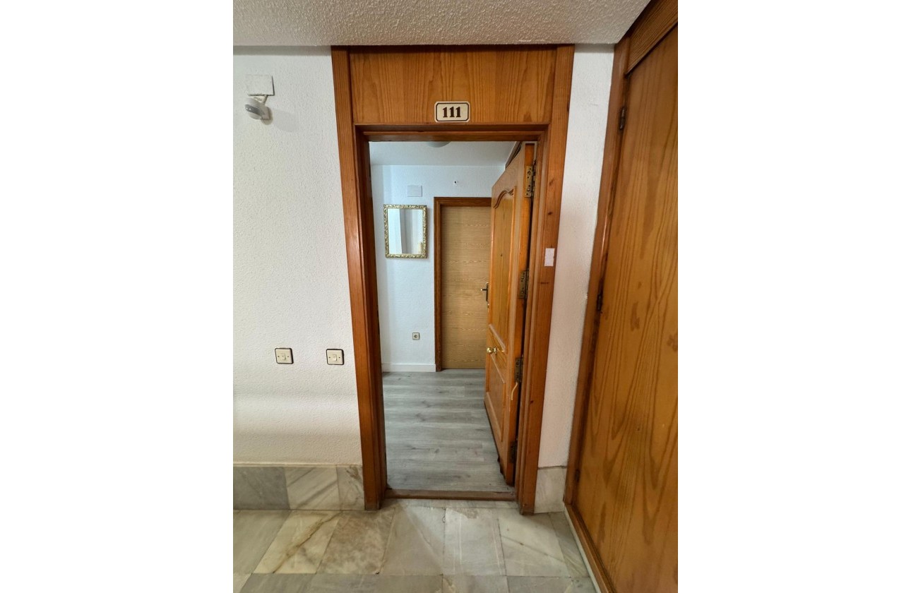 Reventa - Apartamento - Torrevieja - Playa de los Locos
