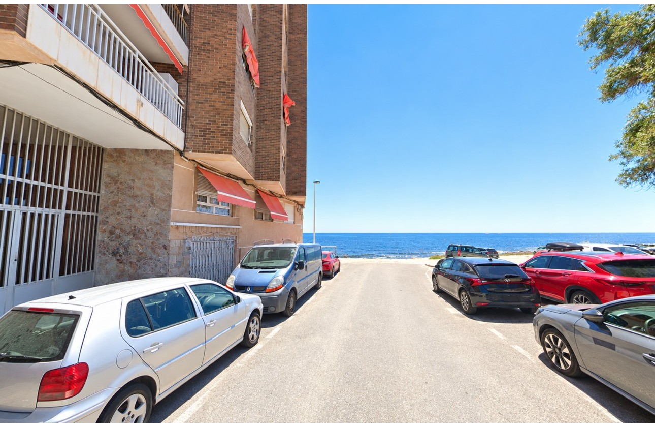 Reventa - Apartamento - Torrevieja - Playa de los Naufragos