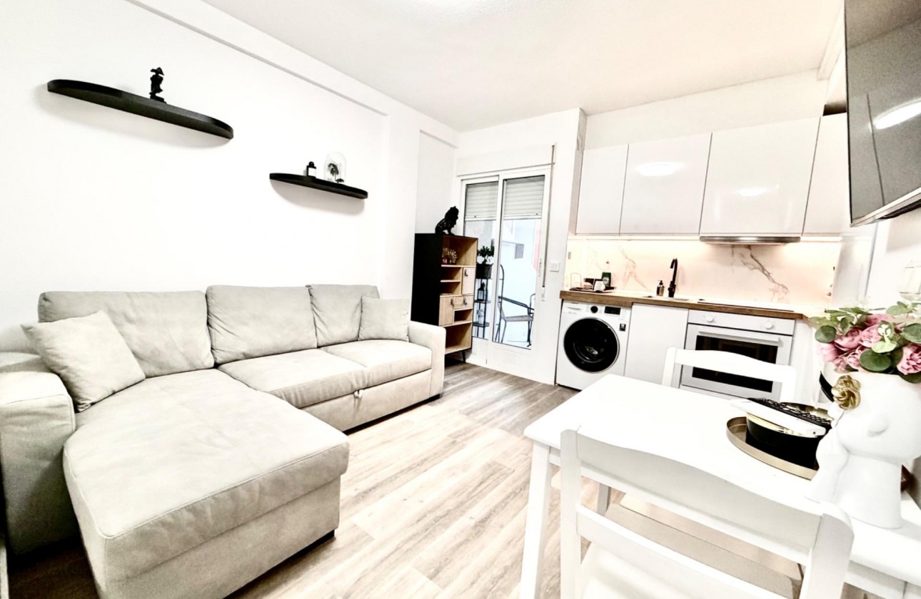 Reventa - Apartamento - Torrevieja - Torrelamata - La Mata