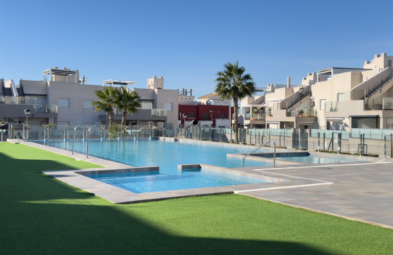 Reventa - Bungalow - Torrevieja - Nueva Torrevieja - Aguas Nuevas