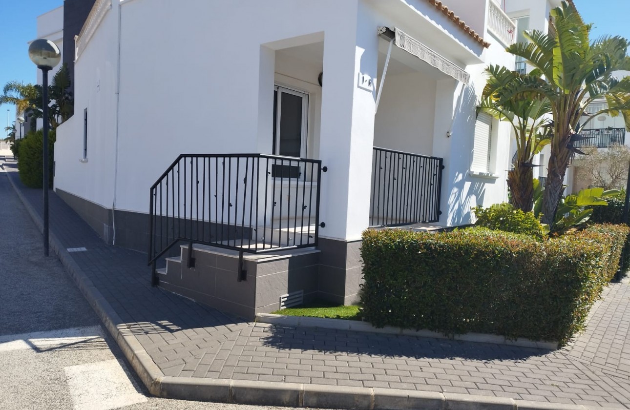 Reventa - Bungalow - Torrevieja - Nueva Torrevieja - Aguas Nuevas