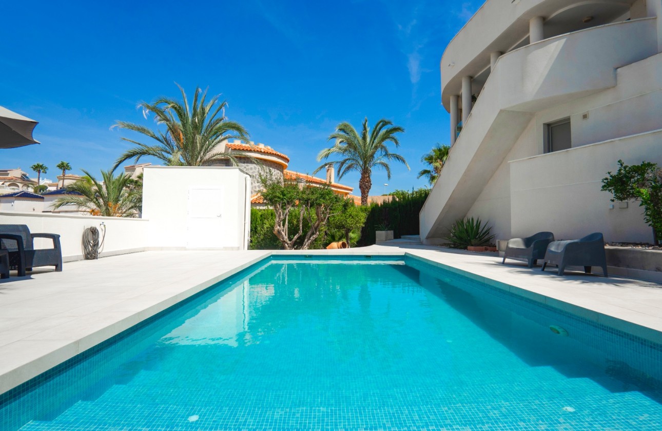 Reventa - Chalet Independiente - Ciudad Quesada - La  Marquesa Golf