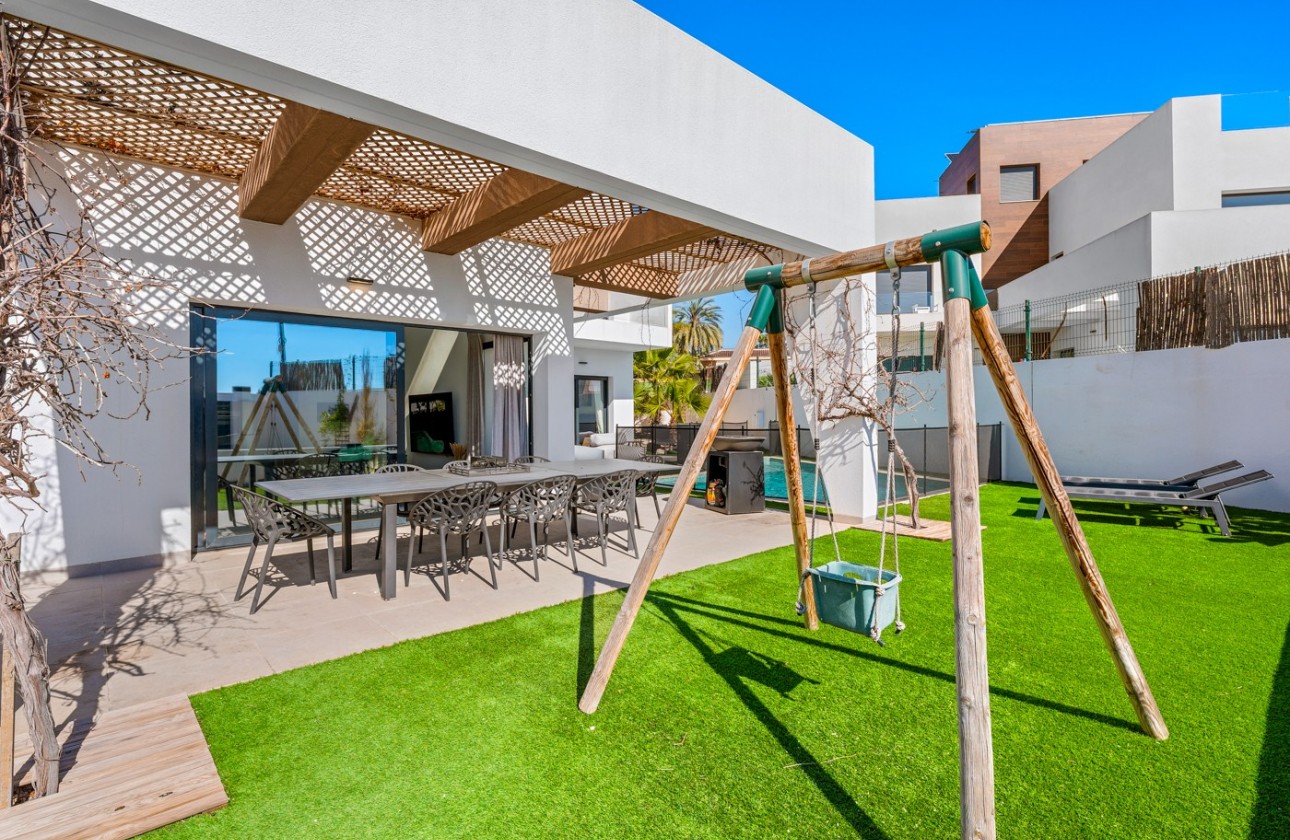 Reventa - Chalet Independiente - Ciudad Quesada - Rojales