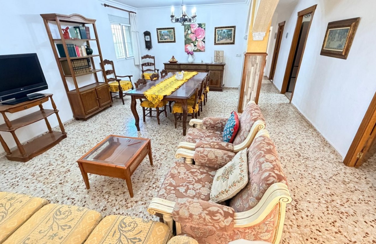 Reventa - Chalet Independiente - Crevillente