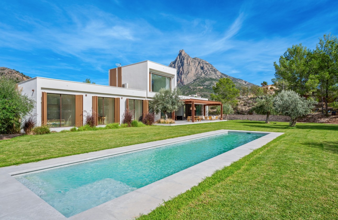 Reventa - Chalet Independiente - Finestrat