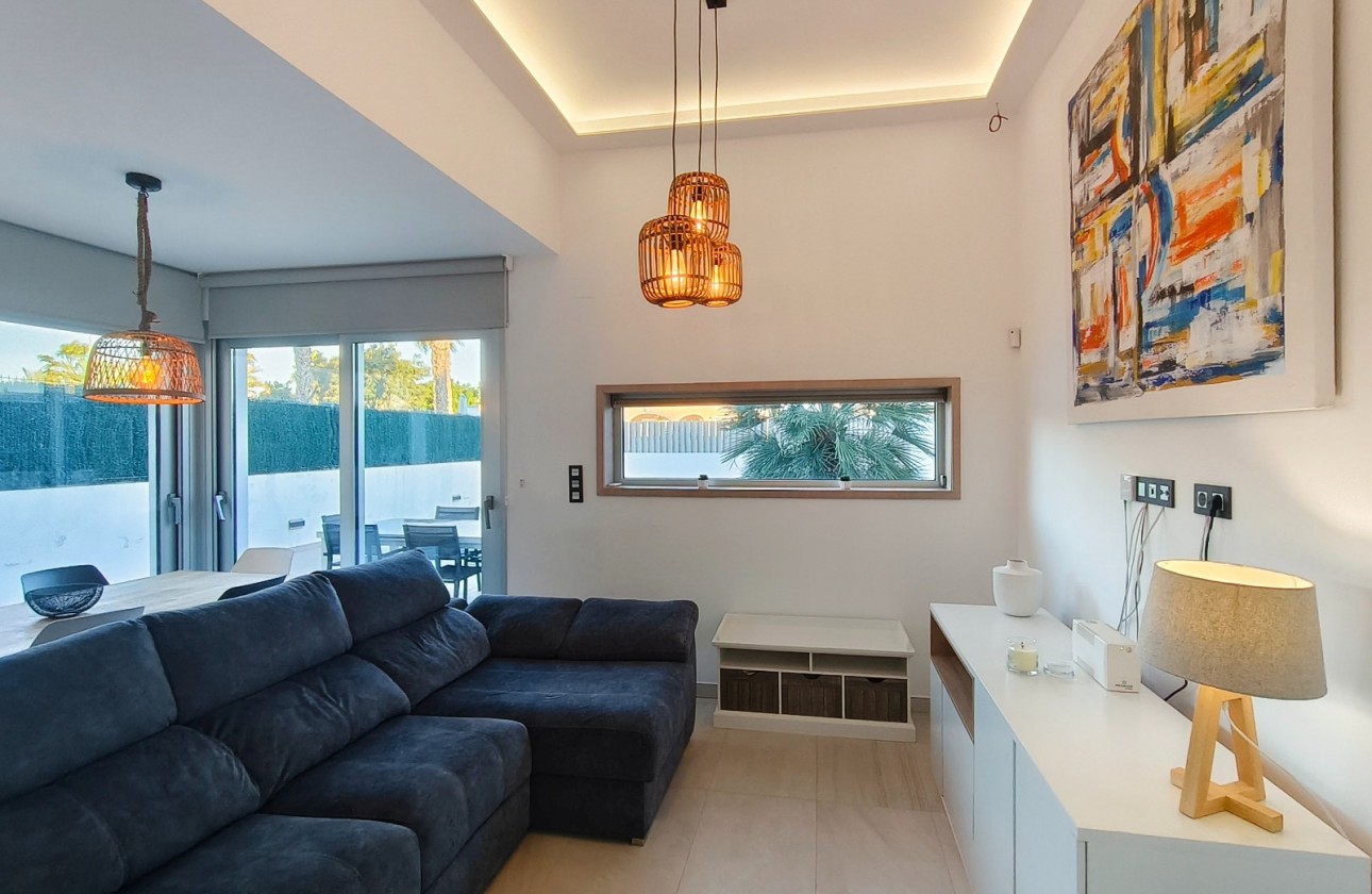 Reventa - Chalet Independiente - Guardamar del Segura - El Raso