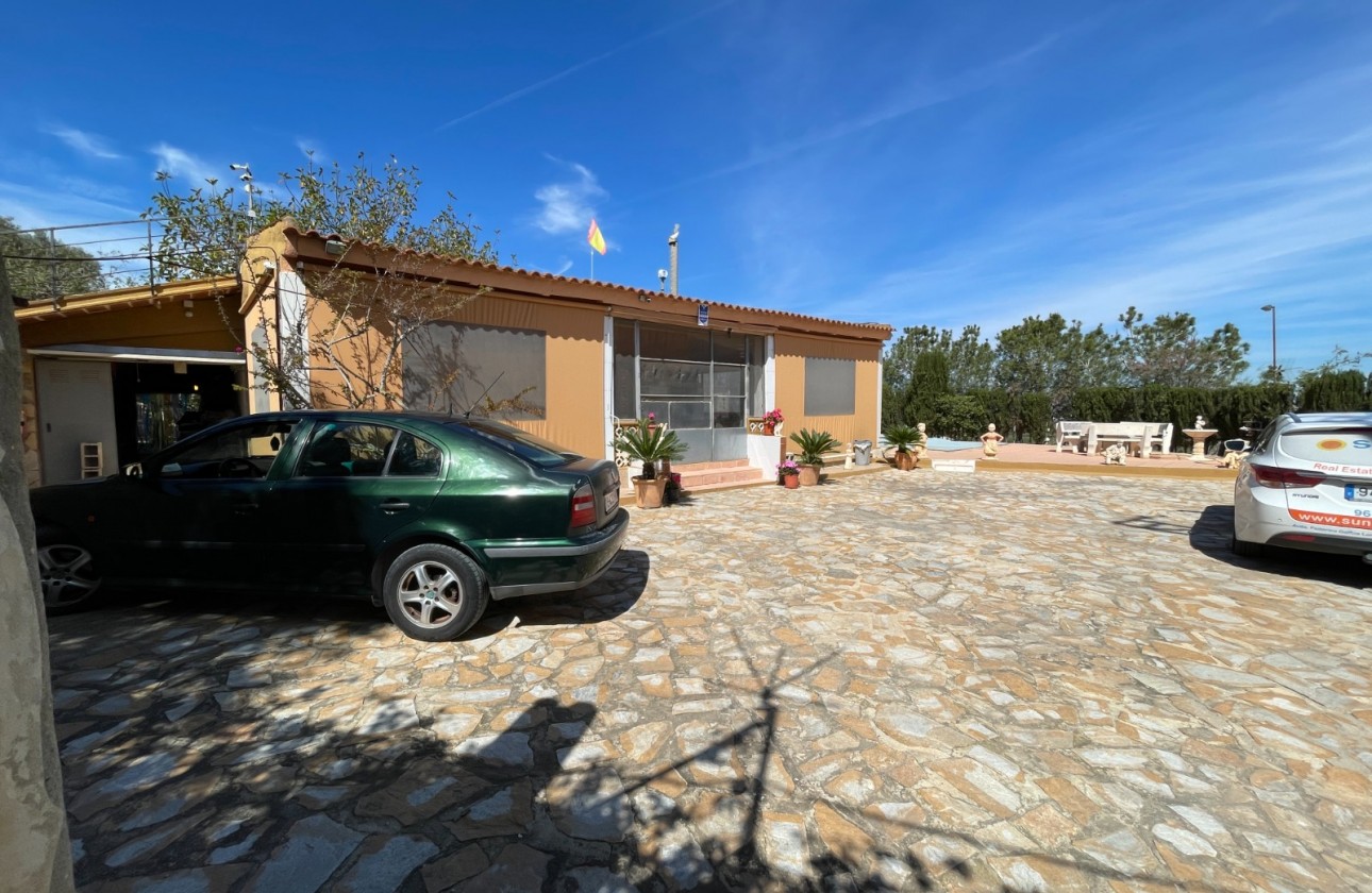 Reventa - Chalet Independiente - Guardamar del Segura