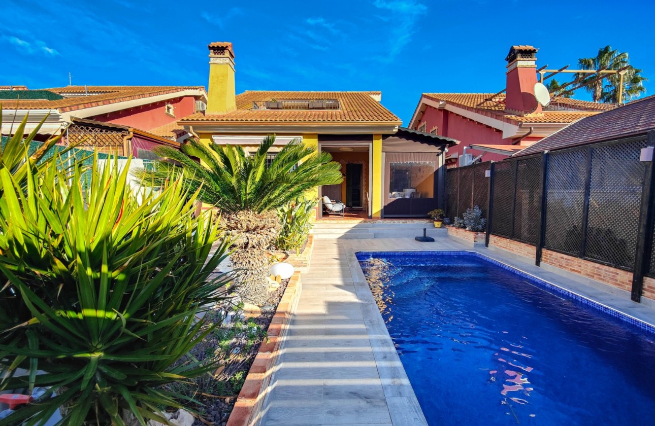 Reventa - Chalet Independiente - Guardamar del Segura