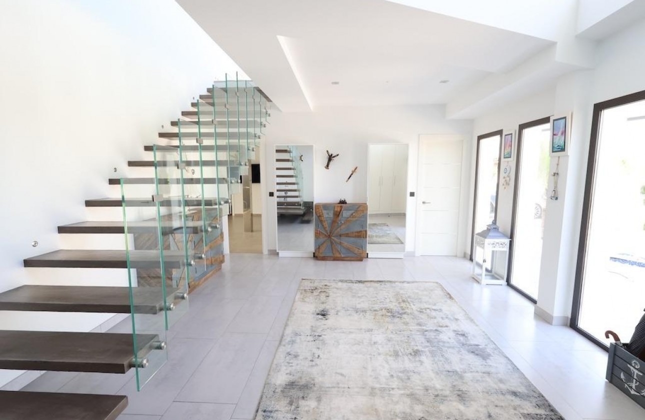 Reventa - Chalet Independiente - Jávea