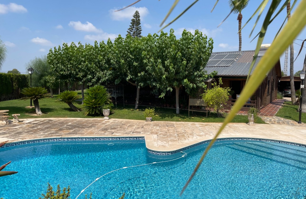 Reventa - Chalet Independiente - La Marina