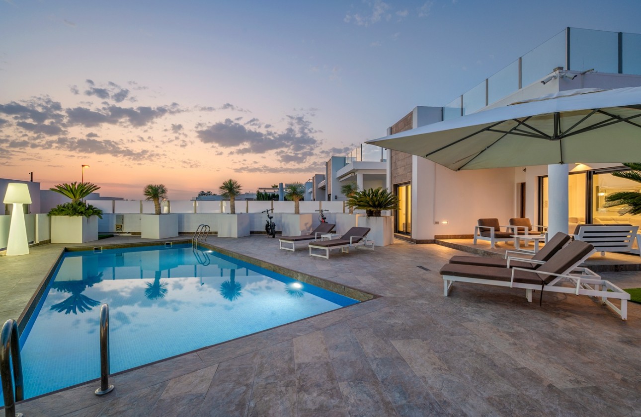 Reventa - Chalet Independiente - Orihuela Costa - Villamartín