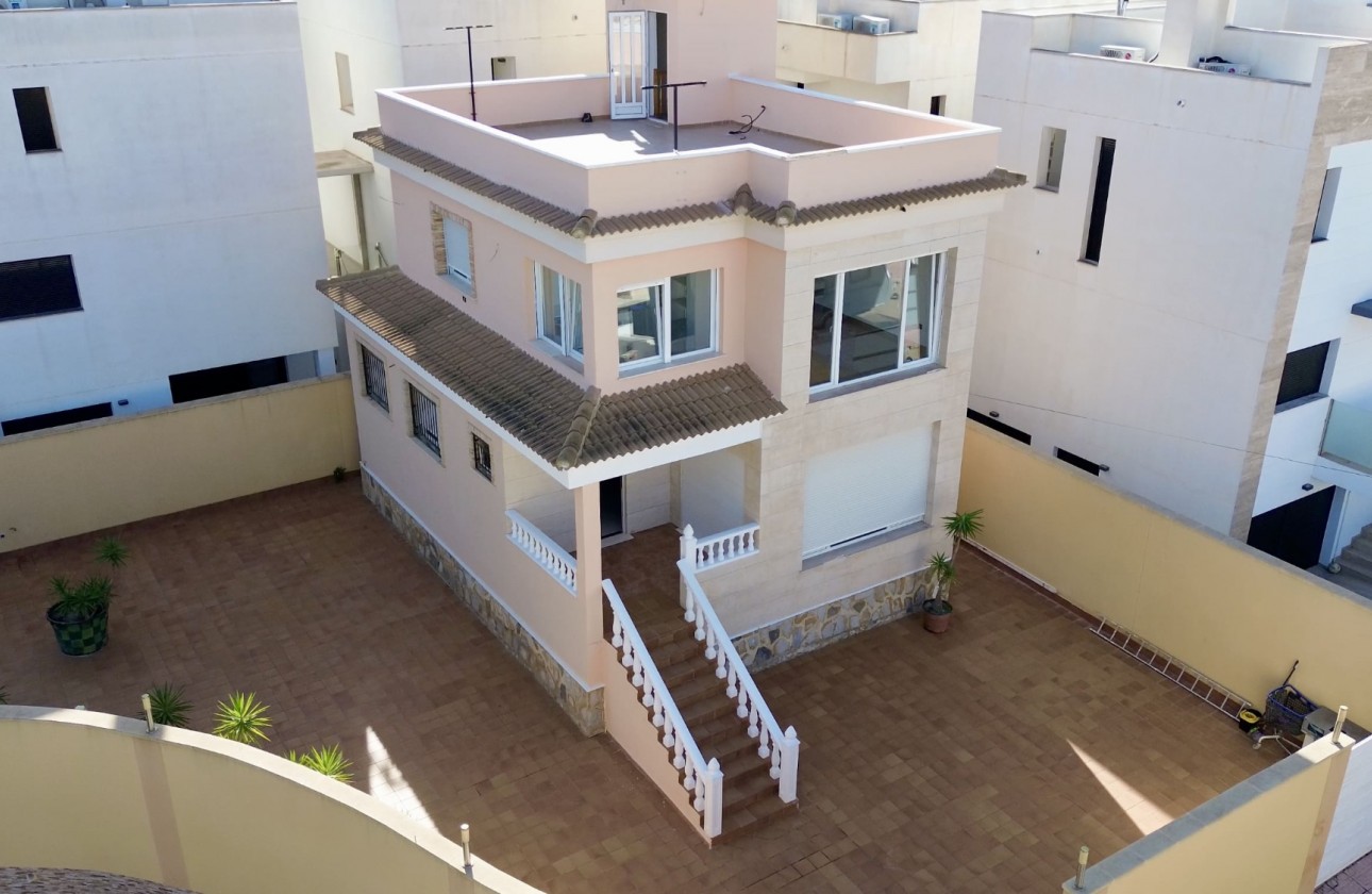 Reventa - Chalet Independiente - Orihuela Costa - Villamartín