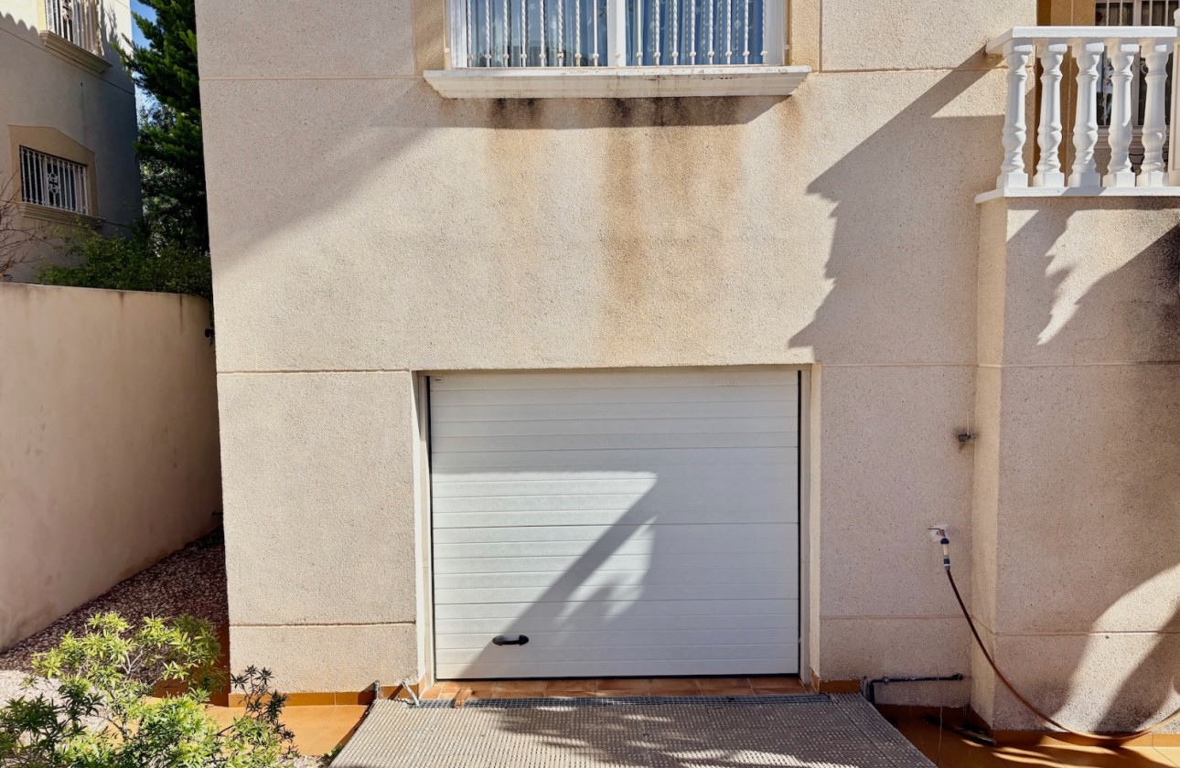 Reventa - Chalet Independiente - Orihuela Costa - Villamartín