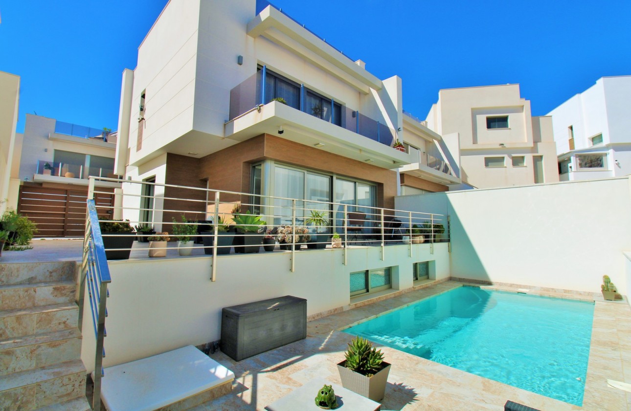 Reventa - Chalet Independiente - Orihuela Costa - Villamartín