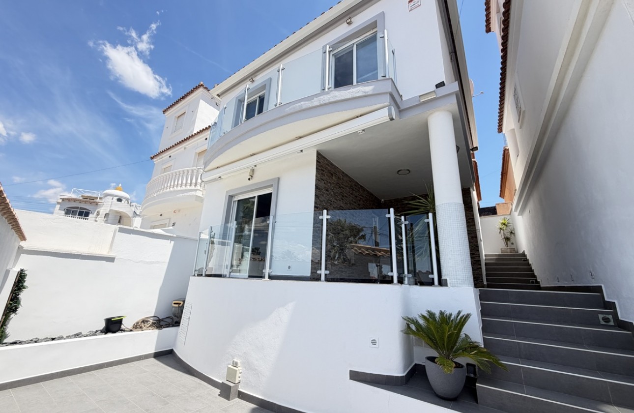 Reventa - Chalet Independiente - Orihuela Costa - Villamartín
