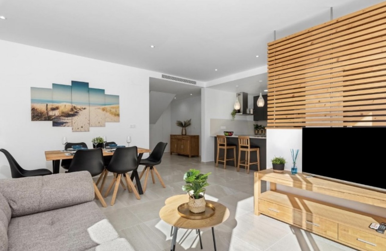 Reventa - Chalet Independiente - San Miguel de Salinas