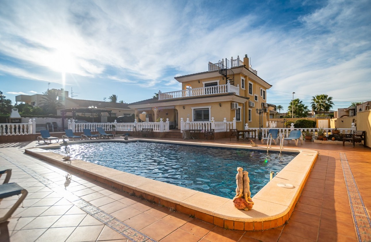 Reventa - Chalet Independiente - Torrevieja - Los Balcones - Los Altos del Edén
