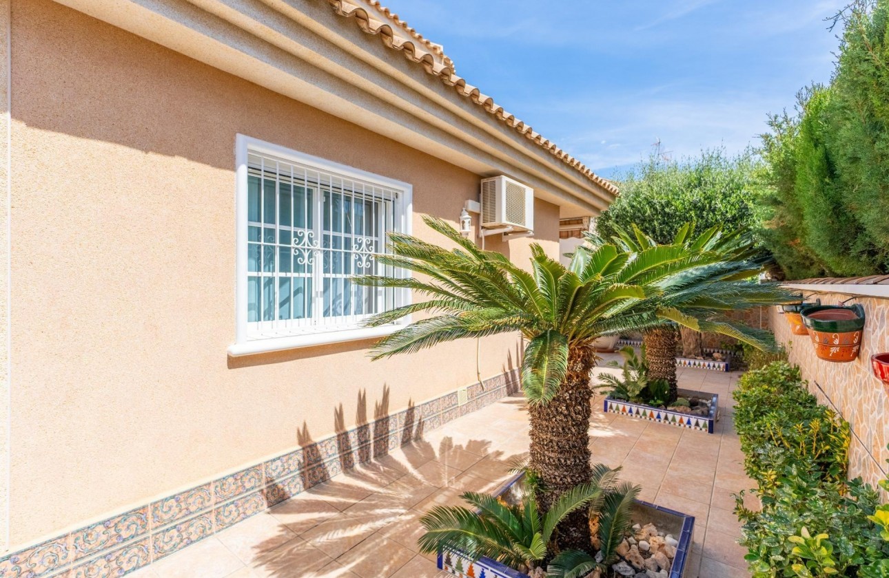 Reventa - Chalet Independiente - Torrevieja - Los Balcones - Los Altos del Edén