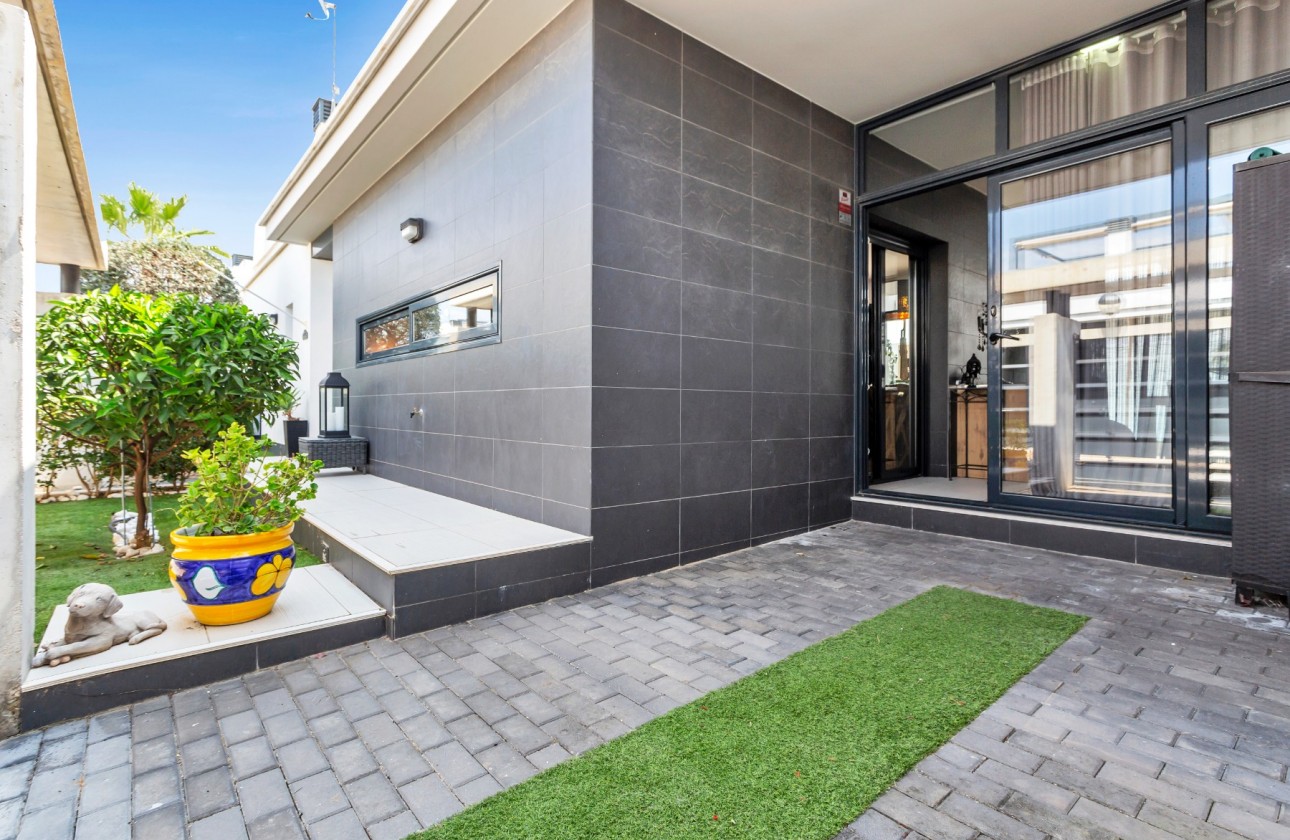 Reventa - Chalet Pareado - Orihuela Costa - Lomas de Cabo Roig