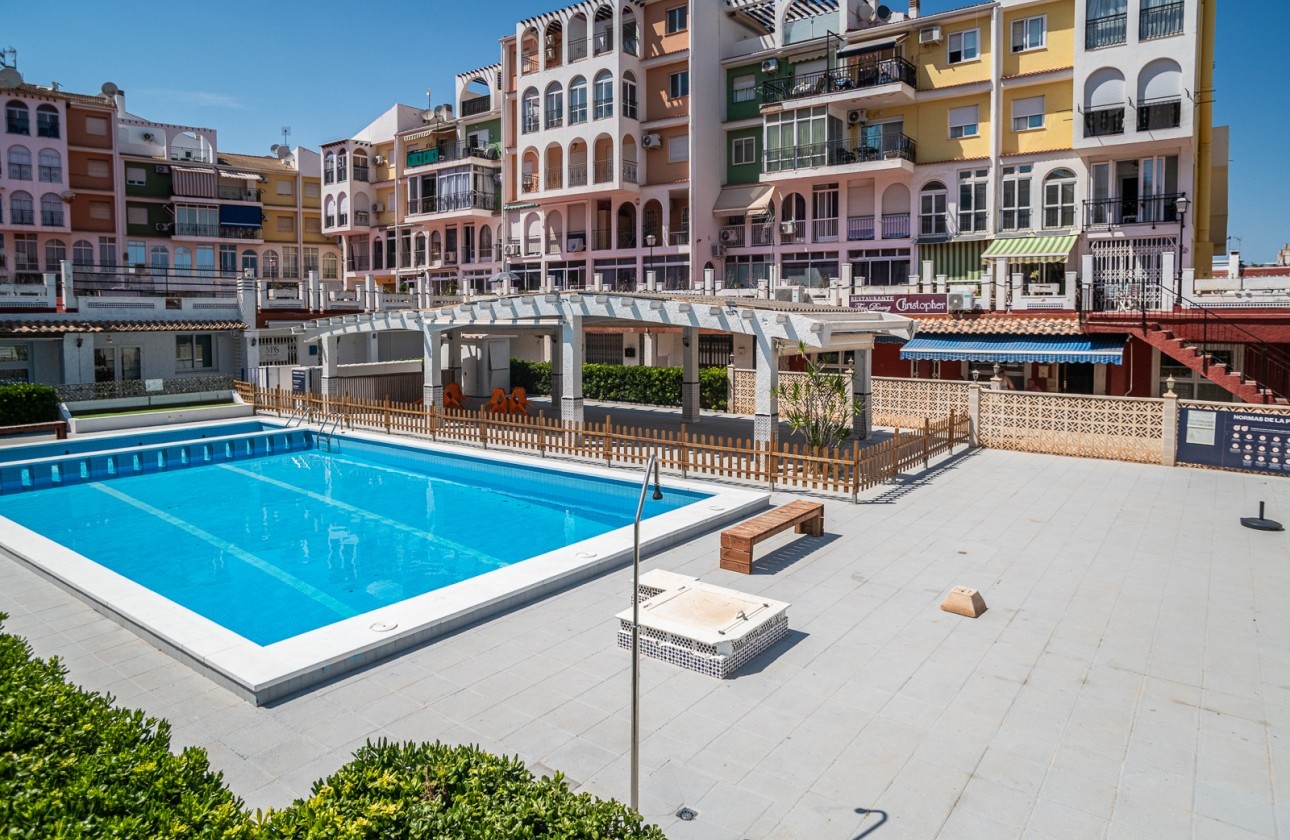Reventa - Comercial - Torrevieja - La Veleta