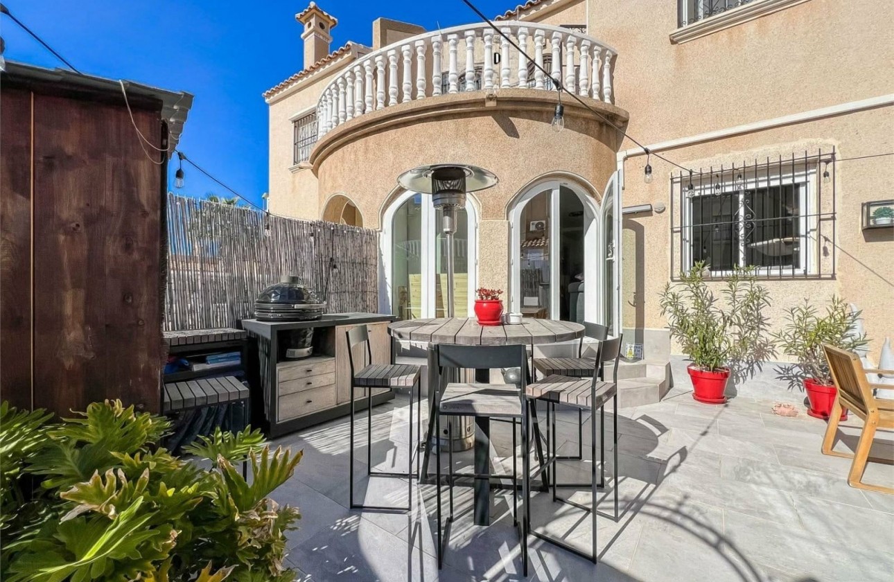 Reventa - House - Orihuela Costa - Villamartín