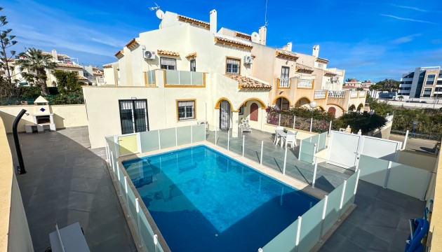 Semi Detached Villa - Herverkoop - Orihuela - Orihuela