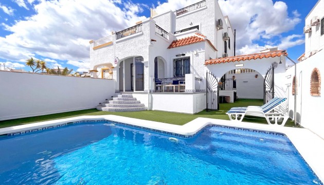 Semi Detached Villa - Videresalg - Orihuela Costa - Los Altos